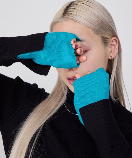 forksy.（フォルクシー）の「【forksy.】<エブリデイシリーズ>配色レイヤードニットタートルネックプルオーバー / 吸湿発熱（ニット/セーター・レディース・ブラック/ホワイト/グレー/チャコール/グレー系その他/ホワイト×ブラック/アイボリー/オフホワイト/グレー系/ブラック系・FREE）」の12枚目の写真