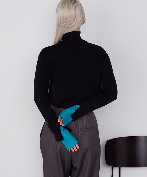 forksy.（フォルクシー）の「【forksy.】<エブリデイシリーズ>配色レイヤードニットタートルネックプルオーバー / 吸湿発熱（ニット/セーター・レディース・ブラック/ホワイト/グレー/チャコール/グレー系その他/ホワイト×ブラック/アイボリー/オフホワイト/グレー系/ブラック系・FREE）」の16枚目の写真