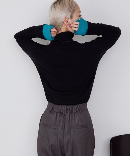 forksy.（フォルクシー）の「【forksy.】<エブリデイシリーズ>配色レイヤードニットタートルネックプルオーバー / 吸湿発熱（ニット/セーター・レディース・ブラック/ホワイト/グレー/チャコール/グレー系その他/ホワイト×ブラック/アイボリー/オフホワイト/グレー系/ブラック系・FREE）」の17枚目の写真