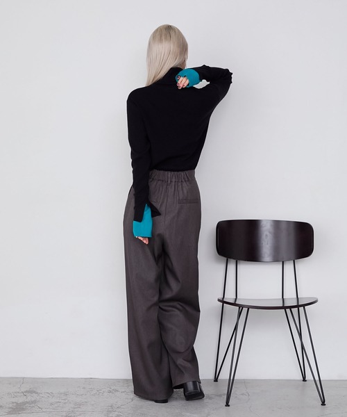 forksy.（フォルクシー）の「【forksy.】<エブリデイシリーズ>配色レイヤードニットタートルネックプルオーバー / 吸湿発熱（ニット/セーター・レディース・ブラック/ホワイト/グレー/チャコール/グレー系その他/ホワイト×ブラック/アイボリー/オフホワイト/グレー系/ブラック系・FREE）」の22枚目の写真