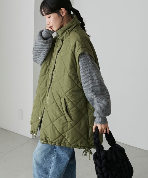 forksy.（フォルクシー）の「【forksy.】マルチウェイ中綿リバーシブルダイヤキルティングミドルコート（ブルゾン・レディース・カーキ/アイボリー/ブラック・FREE）」の12枚目の写真