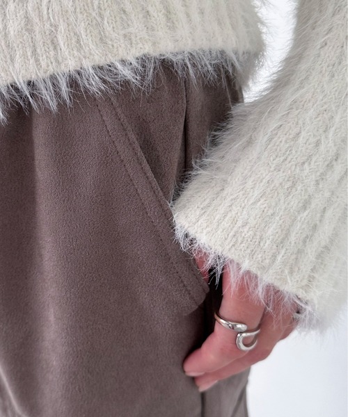 EPIMI E'PIMMY（エピミエピミー）の「スエードポンチカーゴパンツ（カーゴパンツ・レディース・アイボリー/ブラック/グレー・MEDIUM）」の10枚目の写真