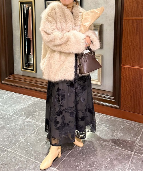 archives(アルシーヴ)の「〈Ltd.〉NoCollar Volume Fur Coat(その他アウター・レディース・ブラウン/アイボリー・MEDIUM)」の20枚目の写真