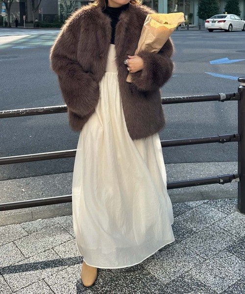 archives(アルシーヴ)の「〈Ltd.〉NoCollar Volume Fur Coat(その他アウター・レディース・ブラウン/アイボリー・MEDIUM)」の5枚目の写真