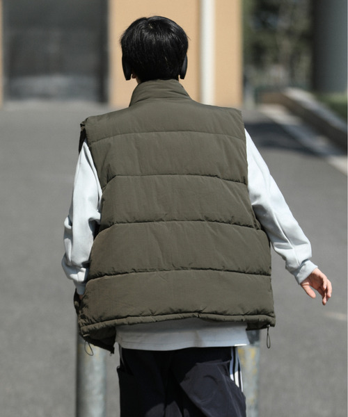 【セール】【neos -addictive design-】ルーズシルエット スタンドネック ナイロン 中綿 ベスト(ダウンベスト)|neos(ネオス) 【セール】【neos -addictive design-】ルーズシルエット スタンドネック ナイロン 中綿 ベスト(ダウンベスト)|neos(ネオス)