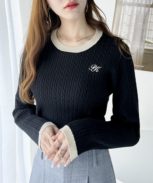 PATOU ブラック ロゴ刺繍 長袖セーター S セール】ワンポイント刺繍がレトロ可愛い。胸刺繍ケーブル編み長袖