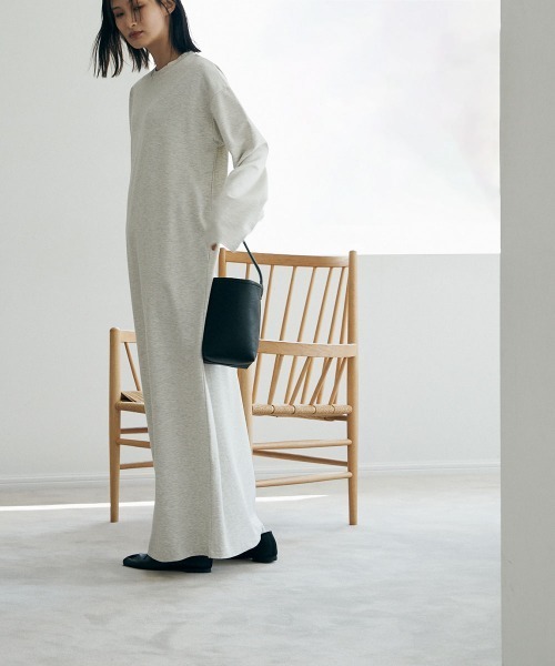 marjour（マージュール）の「OTONA MAXI LENGTH ONEPIECE（ワンピース・レディース・オートミール/ブラック・S～Ｍ/M～Ｌ）」の7枚目の写真