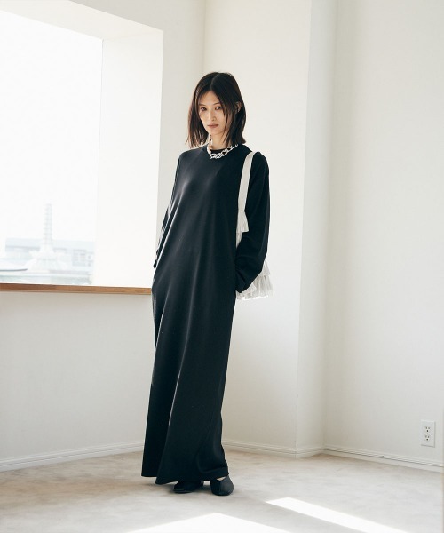 marjour（マージュール）の「OTONA MAXI LENGTH ONEPIECE（ワンピース・レディース・オートミール/ブラック・S～Ｍ/M～Ｌ）」の9枚目の写真