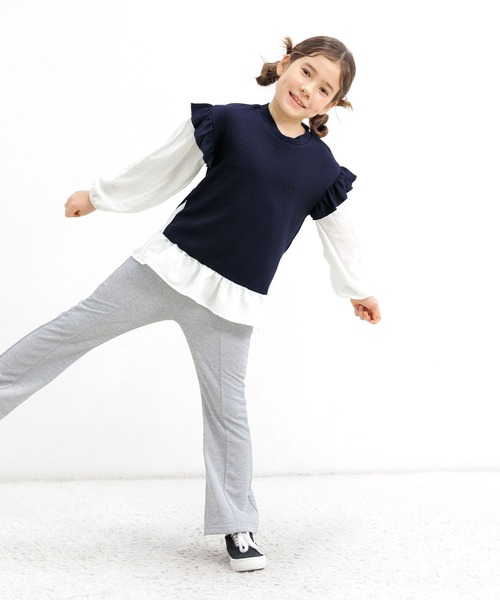 Bee des Bee（ビーデスビー）の「レイヤード風 肩フリルトップス（その他トップス・キッズ・ネイビー/アイボリー/ベージュ/ブラック/ピンク系/ホワイト/ブラック系・120cm/110cm/140cm/130cm/150cm/100cm）」の9枚目の写真