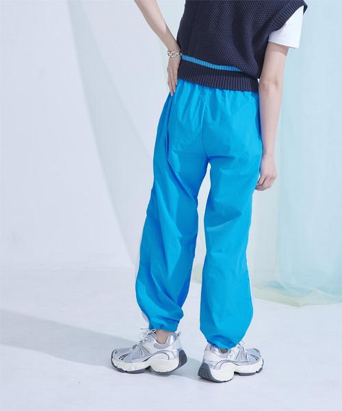 miette（ミエット）の「シアー切替サイドライントラックパンツ（その他パンツ・レディース・ブルー/ブラック/グレー・FREE）」の14枚目の写真