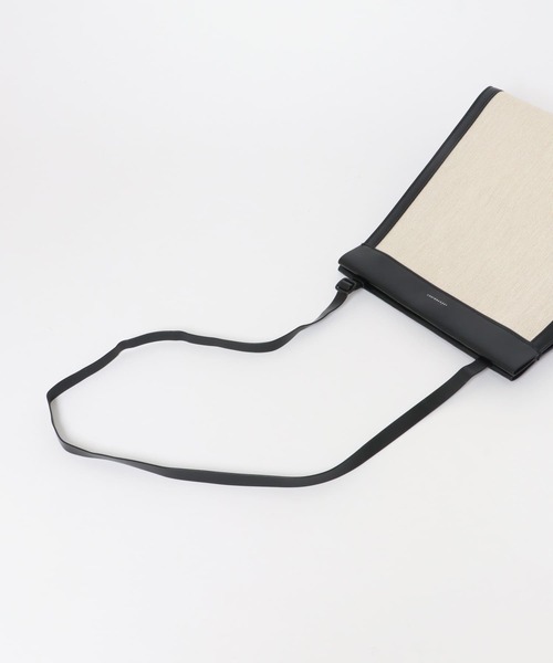 URBAN RESEARCH ROSSO WOMEN(アーバンリサーチ ロッソ)の「LECC PROJECT Canvas Combi BAG(トートバッグ・レディース・ブラック系その他・-)」の7枚目の写真