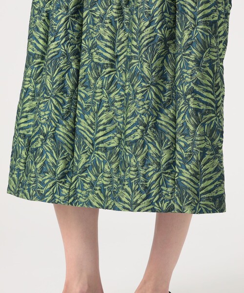 caban（キャバン）の「リーフジャカード ノースリーブワンピース