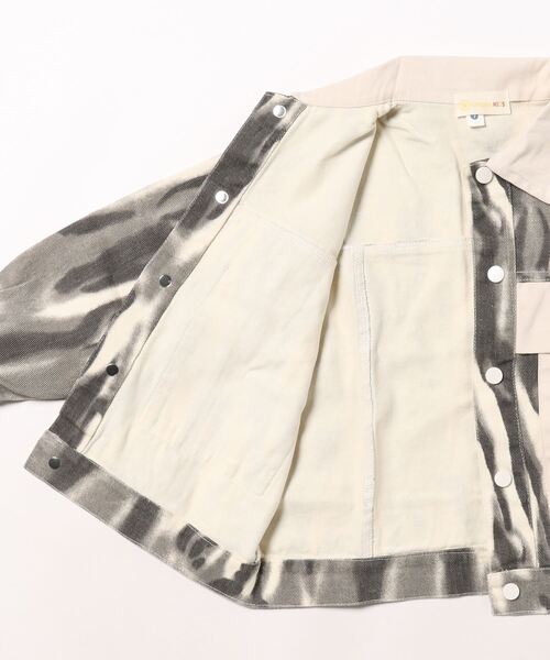 aimoha（アイモハ）の「【aimoha-KIDS-】子供服　 タイダイ染めデニムジャケット（デニムジャケット・キッズ・ダークグレー/チョコ・110/120/130/140/150）」の3枚目の写真