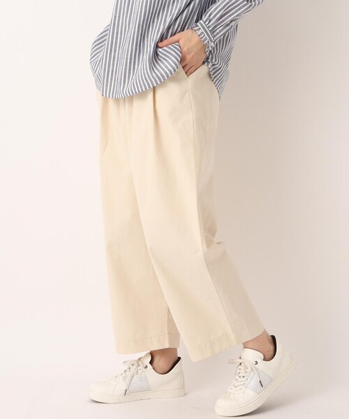 one'sterrace(ワンズテラス)の「綿麻9分丈 ワイドテーパード パンツ(その他パンツ・レディース・ネイビー系5/ベージュ系8/アイボリー系8・02)」の1枚目の写真
