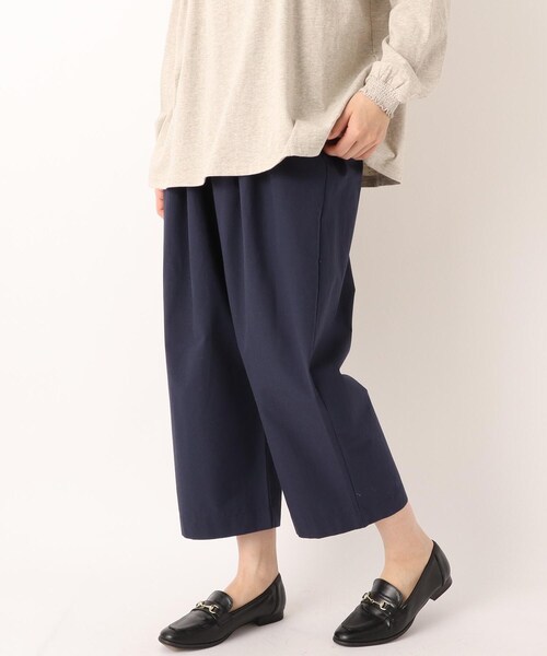 one'sterrace(ワンズテラス)の「綿麻9分丈 ワイドテーパード パンツ(その他パンツ・レディース・ネイビー系5/ベージュ系8/アイボリー系8・02)」の3枚目の写真