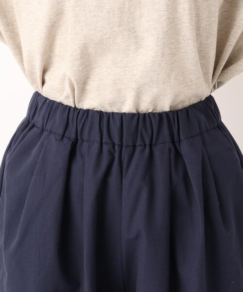 one'sterrace(ワンズテラス)の「綿麻9分丈 ワイドテーパード パンツ(その他パンツ・レディース・ネイビー系5/ベージュ系8/アイボリー系8・02)」の7枚目の写真
