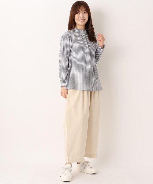 one'sterrace(ワンズテラス)の「綿麻9分丈 ワイドテーパード パンツ(その他パンツ・レディース・ネイビー系5/ベージュ系8/アイボリー系8・02)」の13枚目の写真