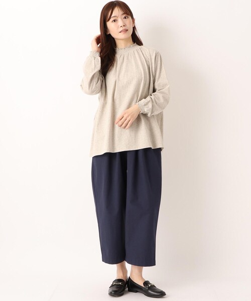 one'sterrace(ワンズテラス)の「綿麻9分丈 ワイドテーパード パンツ(その他パンツ・レディース・ネイビー系5/ベージュ系8/アイボリー系8・02)」の17枚目の写真