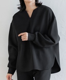 coca（coca）（コカ）の「ハリ感ダンボールキーネックプルオーバー（スウェット・レディース）」