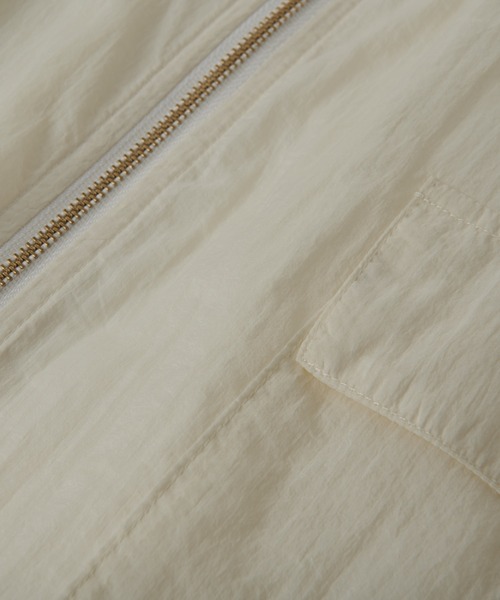 un dix cors（アンディコール）の「ライトヴィンテージタフタジャケット（ナイロンジャケット・レディース・アイボリー/ブラック/ミント・FREE）」の5枚目の写真