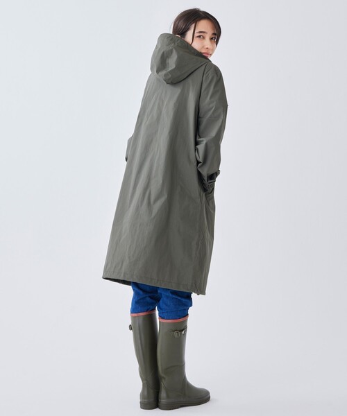AIGLE(エーグル)の「透湿防水 パッカブルロングフーデッドジャケット(マウンテンパーカー・レディース・ブラック/レッド/モスグリーン・34/36/38/40)」の9枚目の写真