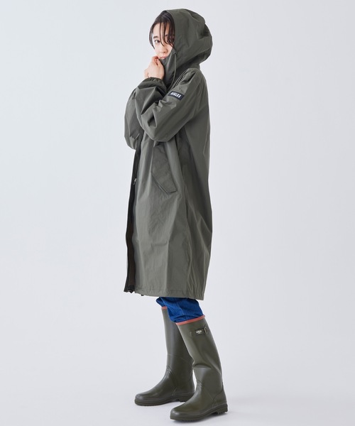 AIGLE(エーグル)の「透湿防水 パッカブルロングフーデッドジャケット(マウンテンパーカー・レディース・ブラック/レッド/モスグリーン・34/36/38/40)」の12枚目の写真