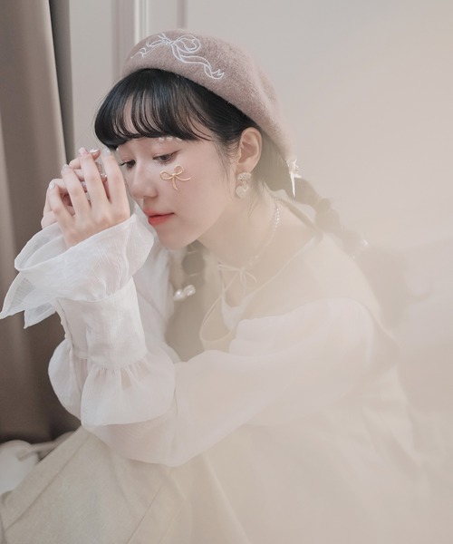 mimi toujours（ミミトゥジュール）の「オリジナル リボン 刺繍 ベレー帽 mimi toujours×wei3h（カーディガン/ボレロ・レディース・ベージュ・フリー）」の6枚目の写真