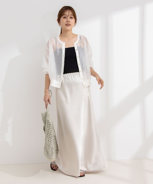 NOLLEY’S（ノーリーズ）の「《手洗い可能》シアー布帛クルーネックカーディガン（カーディガン/ボレロ・レディース・ブラウン/ブラック/オフホワイト/ネイビー/ブルー・38）」の11枚目の写真