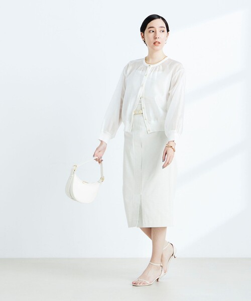 NOLLEY’S（ノーリーズ）の「《手洗い可能》シアー布帛クルーネックカーディガン（カーディガン/ボレロ・レディース・ブラウン/ブラック/オフホワイト/ネイビー/ブルー・38）」の15枚目の写真