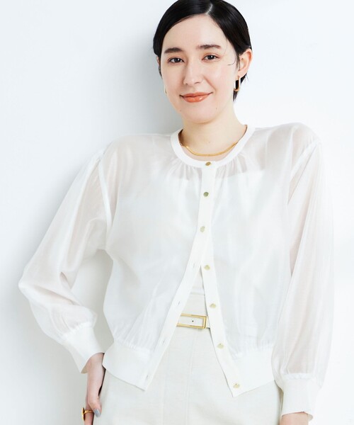 NOLLEY’S（ノーリーズ）の「《手洗い可能》シアー布帛クルーネックカーディガン（カーディガン/ボレロ・レディース・ブラウン/ブラック/オフホワイト/ネイビー/ブルー・38）」の17枚目の写真