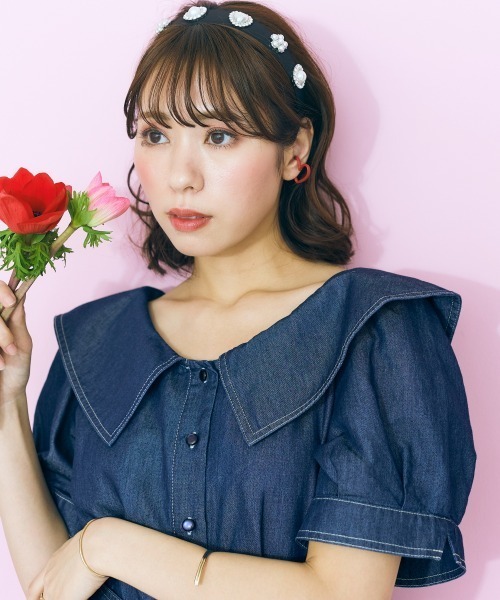 marun(マルン)の「<大きいサイズ> デニムシャツワンピース marun(ワンピース・レディース・ライトブルー/ネイビー・L/LL/3L/4L/5L)」の4枚目の写真