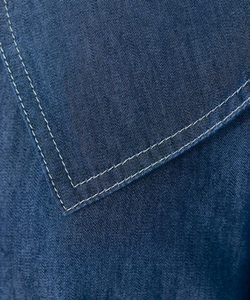 marun(マルン)の「<大きいサイズ> デニムシャツワンピース marun(ワンピース・レディース・ライトブルー/ネイビー・L/LL/3L/4L/5L)」の16枚目の写真