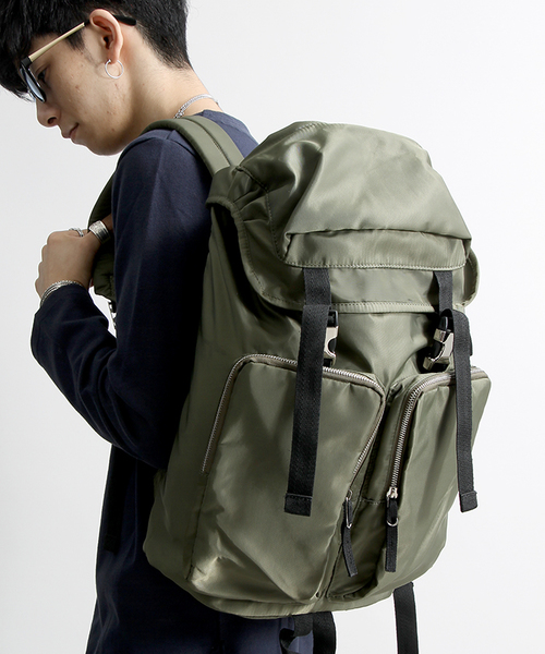 WEGO（ウィゴー）の「WEGO/ダブルポケットバックパック（バックパック/リュック・メンズ・ブラック/カーキ/カモフラージュ・FREE）」の2枚目の写真