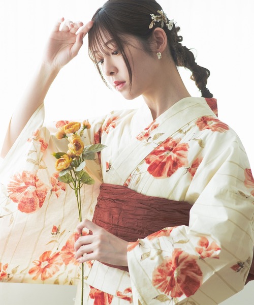 CELEN（セレン）の「【1人で着られる浴衣4点セット】浴衣・兵児帯・腰紐2本《夏ときめき浴衣》（浴衣・レディース・その他5/その他1/その他2/その他3/その他4/その他11/その他8/その他10/その他6/その他7/その他9/その他12/ホワイト系2/ホワイト系1/ピンク系/ブルー系/アイボリー系2/オレンジ系/アイボリー系1/グレー系2/グレー系1・FREE）」の22枚目の写真