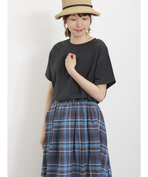 Samansa Mos2（サマンサ モスモス）の「【USAコットン】胸ポケットTシャツ（Tシャツ/カットソー・レディース・オレンジ/ミント/キナリ/オフホワイト/チャコールグレー/ブラウン・F）」の3枚目の写真