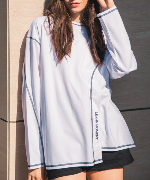 LEANN MOMENT(リーンモーメント)の「Asymmetry cross stitch cut top(Tシャツ/カットソー・レディース・ホワイト/ブラック/グリーン・SMALL/MEDIUM)」の5枚目の写真