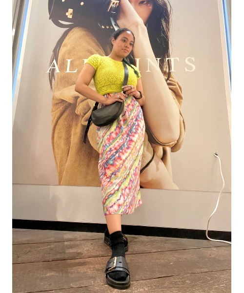 ALLSAINTS（オールセインツ）の「ELLIE STUDDED BUCKLE LEATHER SLIDERS | ELLIE スタッズ バックル レザー スライダー（サンダル・レディース・ブラック・UK5/UK6/UK4/UK3）」の11枚目の写真