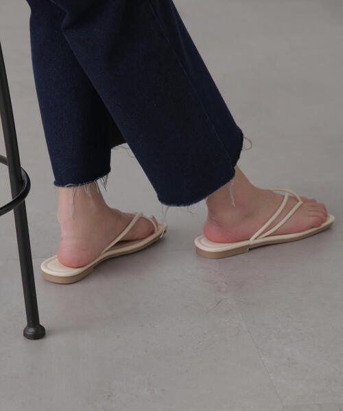 FREE'S MART（フリーズマート）の「◆クッションコンフォートサンダル（サンダル・レディース・ブラック/ホワイト・MEDIUM/SMALL）」の13枚目の写真