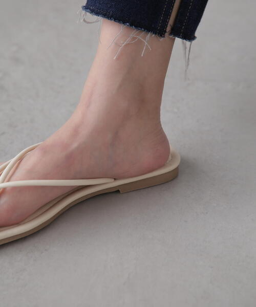 FREE'S MART（フリーズマート）の「◆クッションコンフォートサンダル（サンダル・レディース・ブラック/ホワイト・MEDIUM/SMALL）」の15枚目の写真