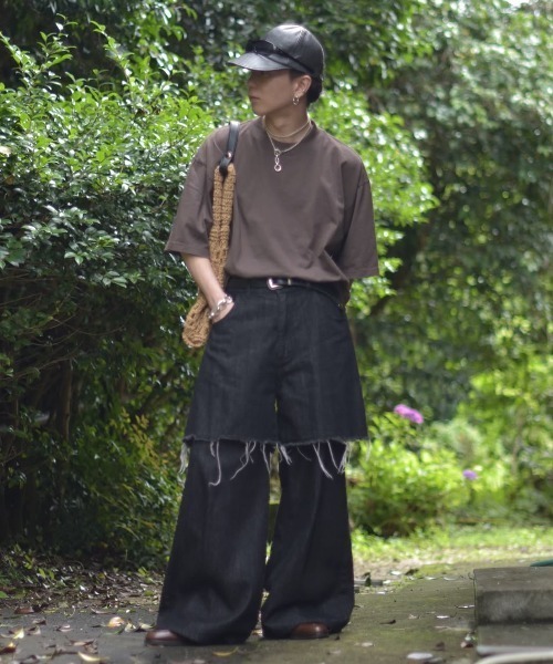 SHAKA WeAR（シャカウェア）の「【SHAKA WeAR】7.5oz Garment Dye Drop Shoulder/ピグメント加工/BIG T（Tシャツ/カットソー・レディース・ブラック/ブラウン/ホワイト/チャコール/クリーム/サンドベージュ・L/M/LL）」の11枚目の写真