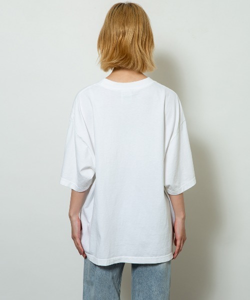 SHAKA WeAR（シャカウェア）の「【SHAKA WeAR】7.5oz Garment Dye Drop Shoulder/ピグメント加工/BIG T（Tシャツ/カットソー・レディース・ブラック/ブラウン/ホワイト/チャコール/クリーム/サンドベージュ・L/M/LL）」の9枚目の写真