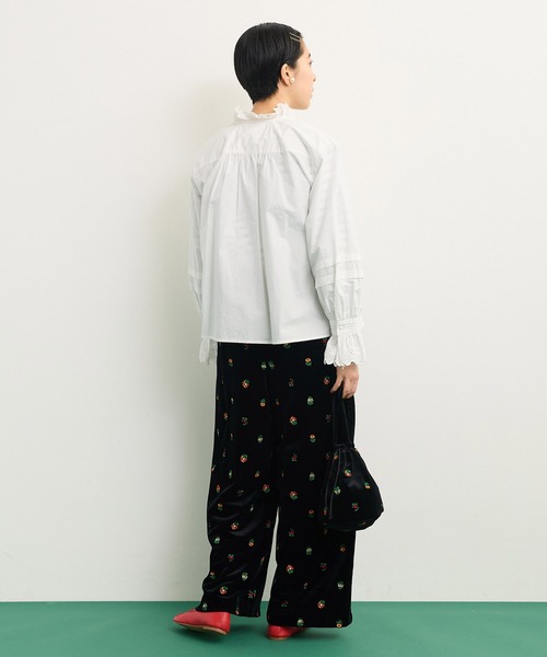 CHILD WOMAN（チャイルドウーマン）の「ベロアカラフル刺繍 イージーパンツ（その他パンツ・レディース・ブラック・FREE）」の8枚目の写真