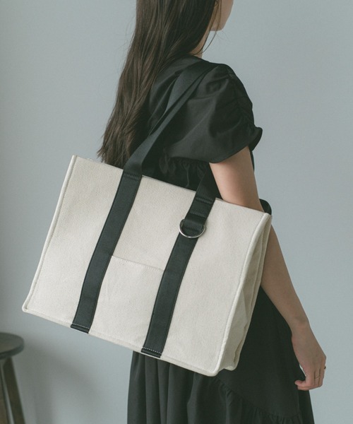 VANNIE U（ヴァニーユー）の「キャリーオントラベルトートバッグ（トートバッグ・レディース・アイボリー/ブラック/ダークブラウン・FREE）」の21枚目の写真