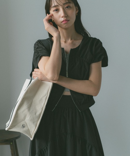 VANNIE U（ヴァニーユー）の「キャリーオントラベルトートバッグ（トートバッグ・レディース・アイボリー/ブラック/ダークブラウン・FREE）」の15枚目の写真