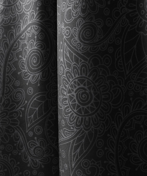 ROOT THREE（ルートスリー）の「【ROOT THREE】 総柄 オープンカラー 半袖 シャツ / 柄シャツ（シャツ/ブラウス・メンズ・ブラック系1/グリーン系/ブラック系/グレー系・LARGE/MEDIUM）」の9枚目の写真