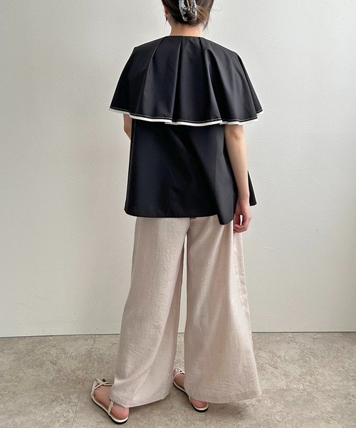 LHELBIE（レルビエ）の「トリミングケープブラウス（シャツ/ブラウス・レディース・ブラック/オフホワイト・M）」の6枚目の写真