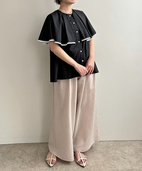 LHELBIE（レルビエ）の「トリミングケープブラウス（シャツ/ブラウス・レディース・ブラック/オフホワイト・M）」の4枚目の写真