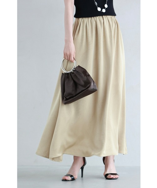 とろんと揺らめく上質艶ミディアムスカート（スカート）｜CAWAII（カワイイ）