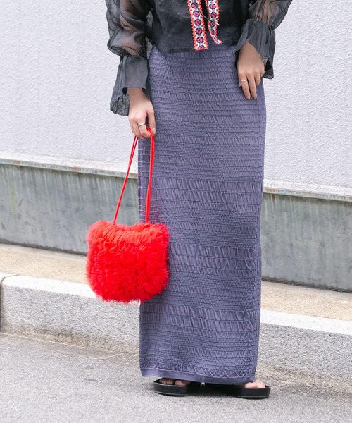 KBF(ケイビーエフ)の「Iラインシャーリングニットスカート(スカート・レディース・ゴールド/ブルー系その他・ONE)」の2枚目の写真