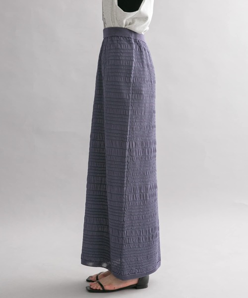 KBF(ケイビーエフ)の「Iラインシャーリングニットスカート(スカート・レディース・ゴールド/ブルー系その他・ONE)」の7枚目の写真